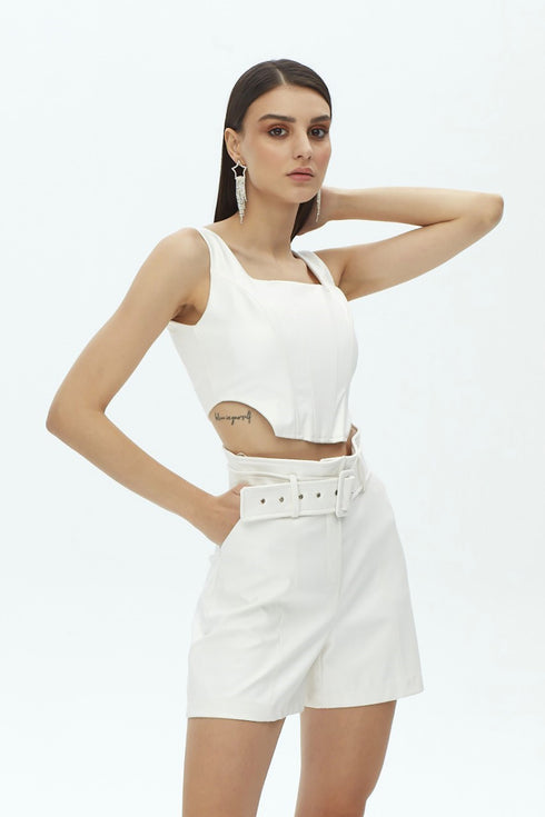 Snowdrop belt detailed short